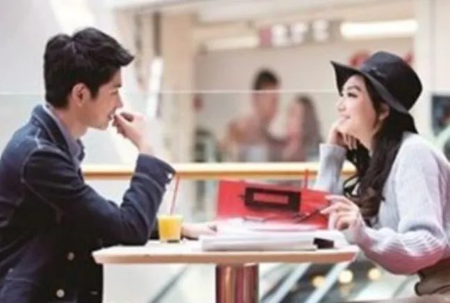 和相亲对象聊天怎么找话题 和相亲对象没话题聊了怎么办