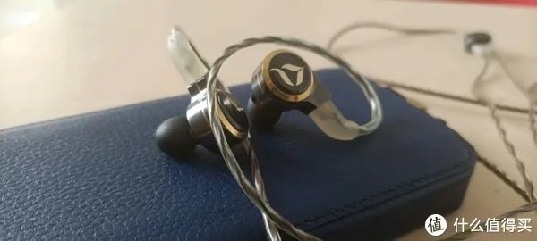 耳塞控 篇九：国砖的突围者——DX300简评