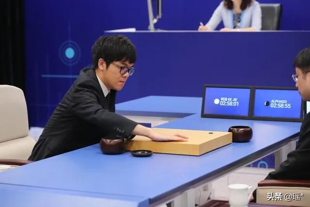 围棋目前谁厉害？
