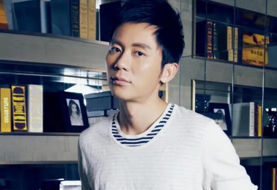 李晨的家世到底有多强大,李晨出生在哪里