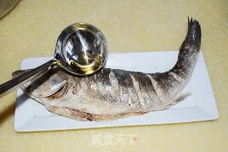 清蒸海鲈鱼