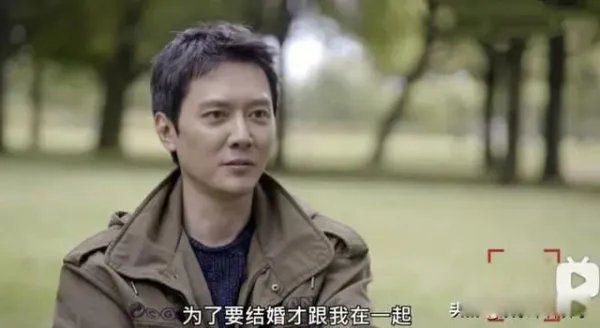 赵丽颖和冯绍峰为什么离的婚 结个婚都明显有些不情不愿