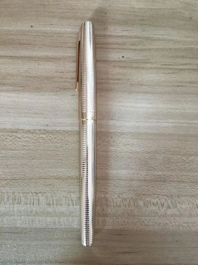 练习钢笔字应选用什么样的钢笔?