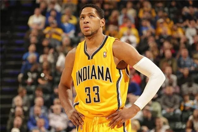 当年步行者的老大丹尼格兰杰去哪了？