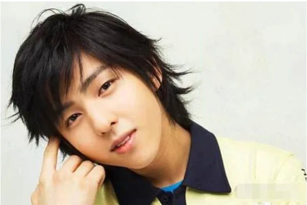 金希澈发文提及金起范的生活,SJ金起范为何被冷藏了?