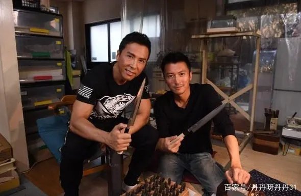 甄子丹片酬是1.15吨，有人说他狮子大开口，黄百鸣是如何看甄子丹的？