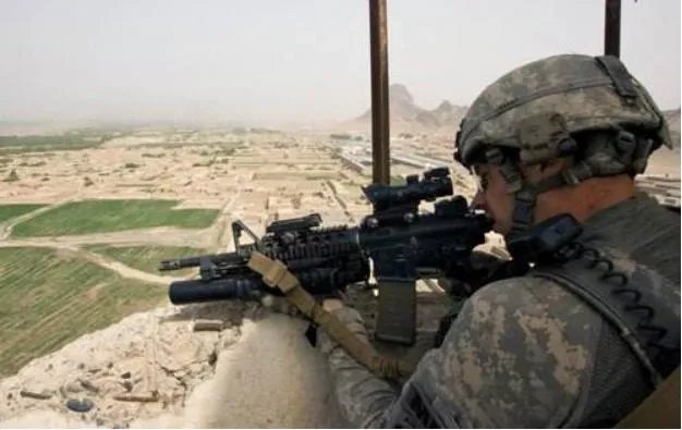 步枪型号，AR15、M16、M4A1，是指同一把步枪吗？怎么区分？