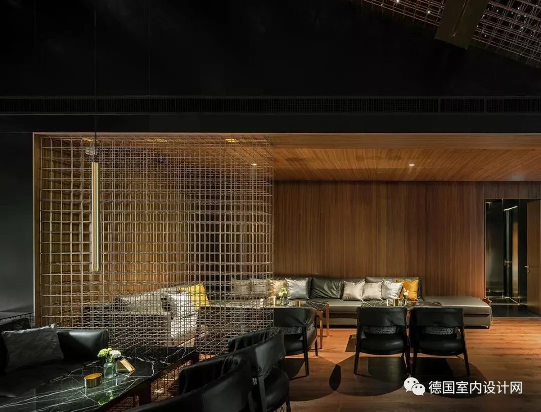 全球首家区块链酒吧