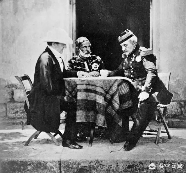 克里米亚战役可以称得上是曼施坦因的神操作，那到底“神”在哪里？