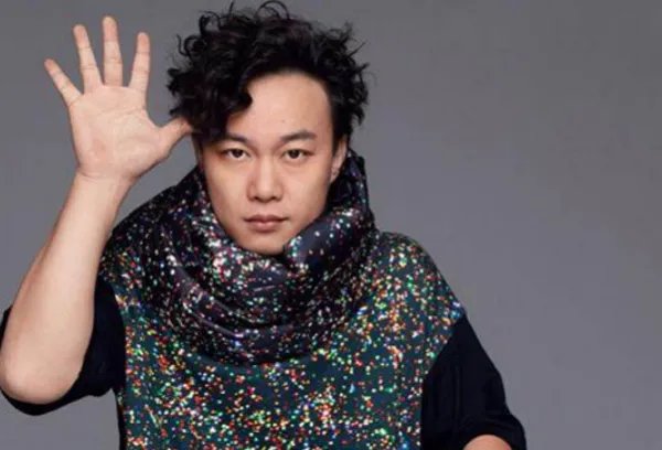 eason chan billboard