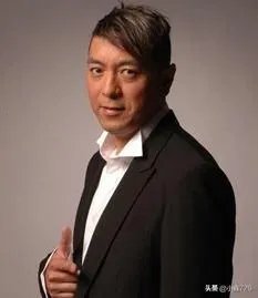 甄子丹版精武门里有个阿忠的真名叫什么？