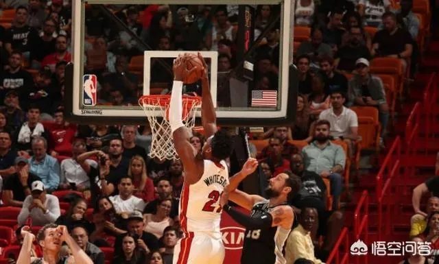 热火“白边”哈桑·怀特塞德打出“惊天地泣鬼神”的数据，篮板20、得分29、盖帽9，你怎么看？