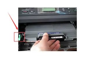 惠普打印机怎么换墨盒？