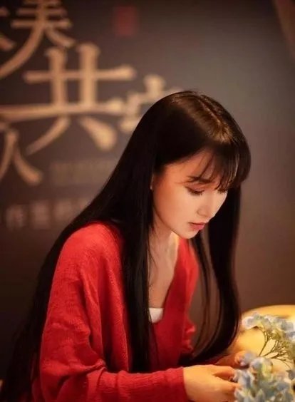 李子柒刷新吉尼斯世界纪录，为何大家这么喜欢李子柒？