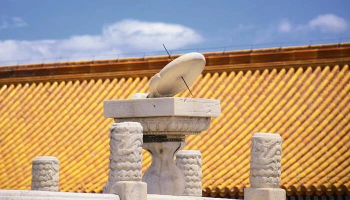 日晷有哪几部分组成 日晷是由什么和什么组成