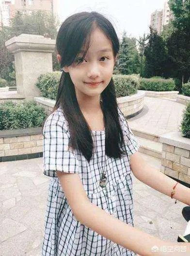 与赵薇一起合作过《还珠格格》的演员们谁发展最好？