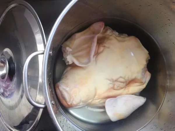 卤猪头肉的做法