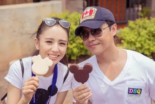 陈思诚和佟丽娅的恋爱经过如何？