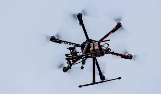 无人机营救遇险者,无人机的发明对社会的作用有多大?