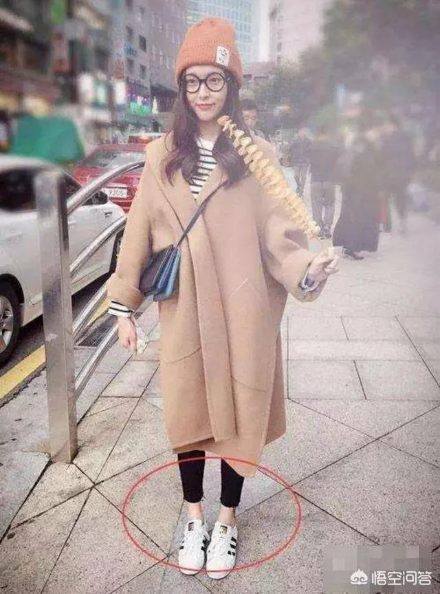 对于学校要求严查学生露脚踝，你怎么看？