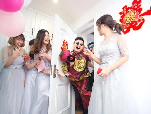 伴娘要做些什么吗 伴娘需要准备些什么东西