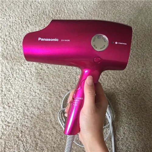 吹风机的功率一般多大