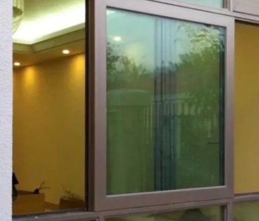 家用玻璃窗贴膜怎么贴