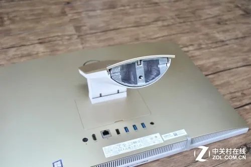 双硬盘双内存 戴尔灵越24-3477拆机图赏