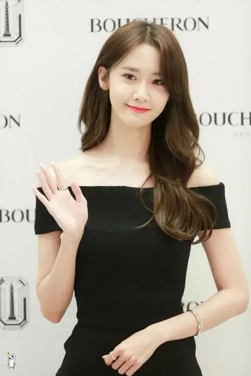 少女时代成员允儿最新《嘉人》杂志写真曝光，如何评价她的造型？