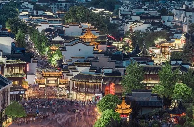 南京海洋馆和南京海底世界是一个地方吗？门票多少钱？