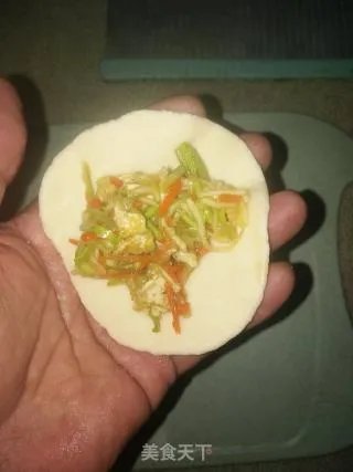 西葫芦鸡蛋饺子