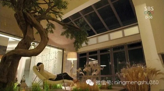 【来自星星的你 带你参观外星人都教授的奢华家居】