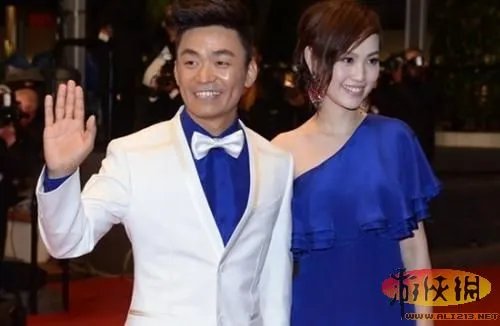 王宝强妻子马蓉曝光被赞万人迷 曾是大学校花