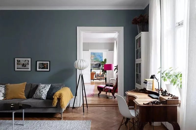 环球家居大幅装饰画，大色块，桑拿房，这处北欧公寓不一般