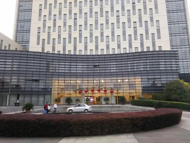 上海工程技术大学怎么样？