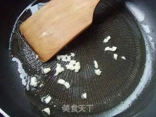 美容养颜---西芹百合炒草莓