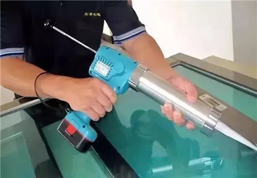 陶瓷胶和玻璃胶有哪些区别