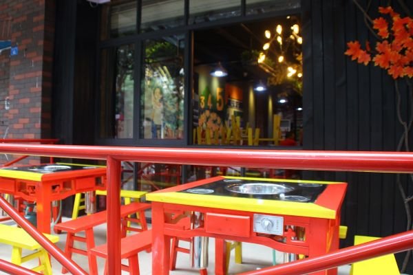 新手开串串香加盟店需要怎么做