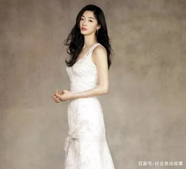 网曝女神全智贤离婚，豪门丈夫疑似出轨，男方离家出走，你怎么看？