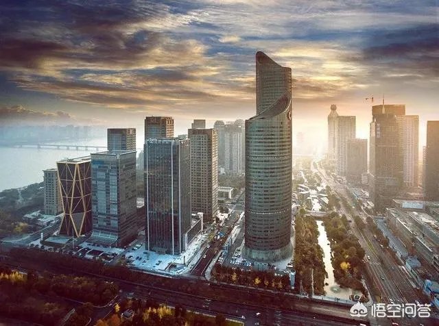 经济总量进入“万亿俱乐部”的城市有哪些？