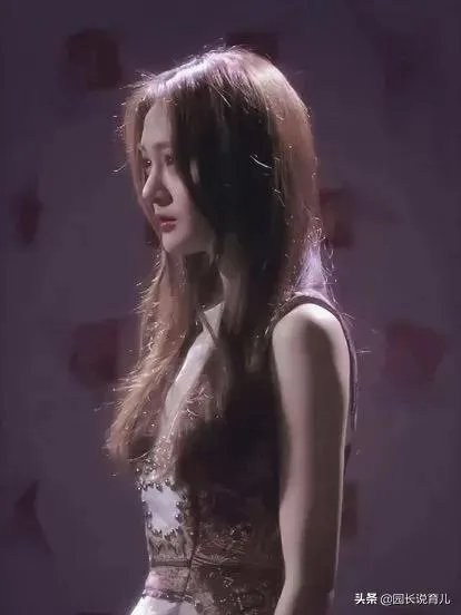 郑爽真的要赔那么多钱吗?明星违约条款一般会怎么签呢?