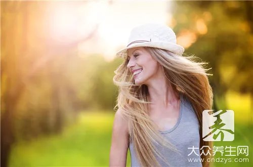 女童乳房发育初期图片