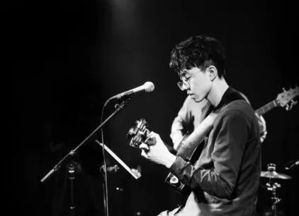 理想三旬讲的什么：你看懂了这个故事吗