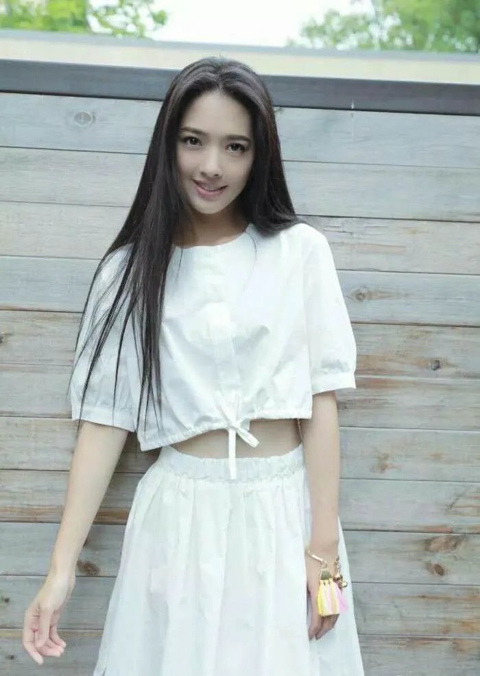 向太回应郭碧婷发文，向佐为何沉默不说话？