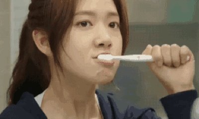 女生想要越来越精致，睡前应该怎样做？