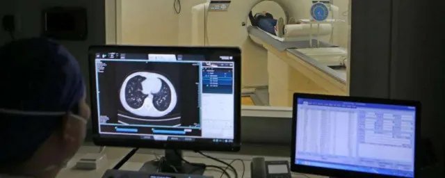 在一起方舱男主角叫什么