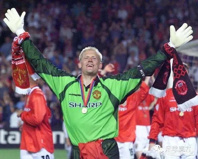 足球比赛历史上，有没有出现过门将破门的情况？