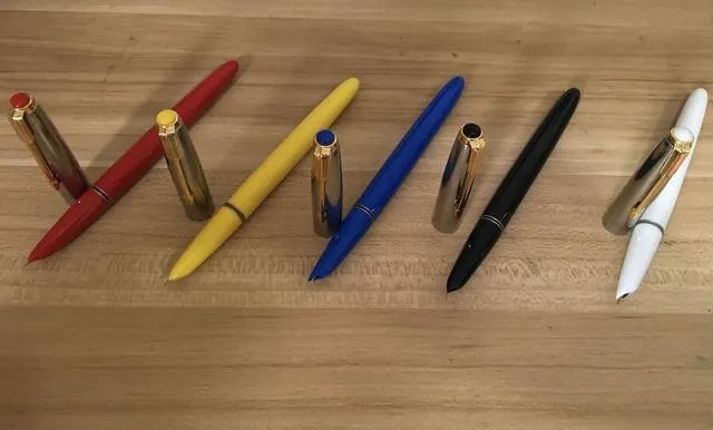 练习钢笔字应选用什么样的钢笔?