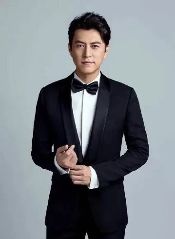 靳东新剧《突围》终于定档了，这部剧是什么性质的影视剧？