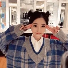 你觉得冯提莫是目前最火的主播吗？